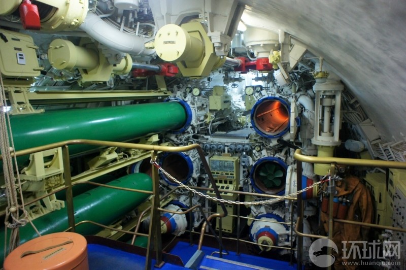 209型潜艇内部图片
