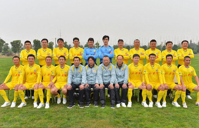 四川老全兴队员吹响集结号备战甲a明星邀请赛