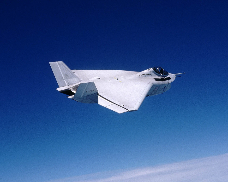 波音公司x-32b垂直起降短距起飞型验证机试飞  14/33 隐藏描述