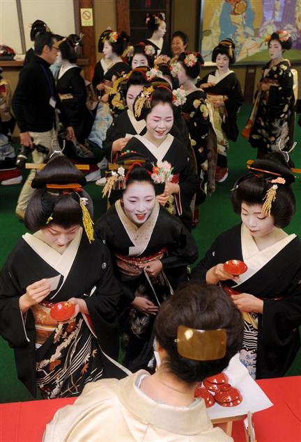 日本艺舞妓新年开业式