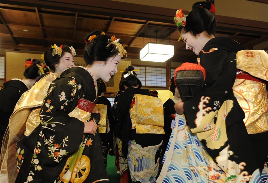 日本艺舞妓新年开业式