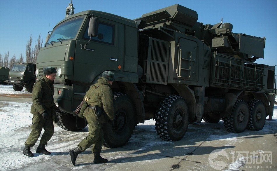 俄軍東部防空部隊裝備s400導彈