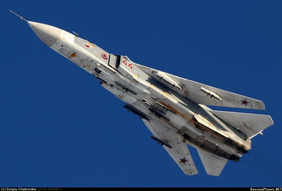 图-160战轰360度展现强大气场