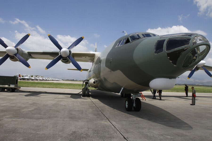 运-8改装机浑身长满"刺"