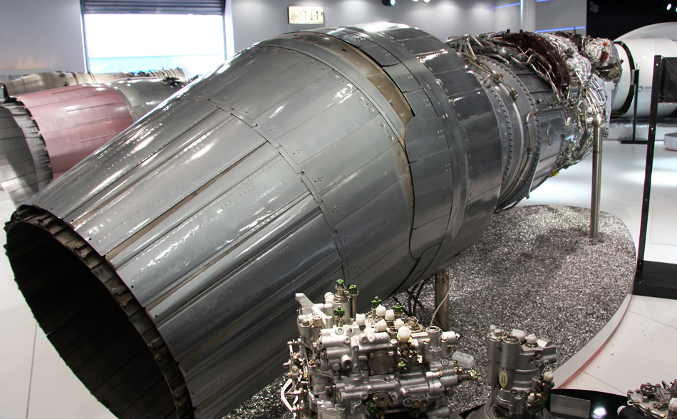 国产发动机还是不给力 中国被迫引进苏35?