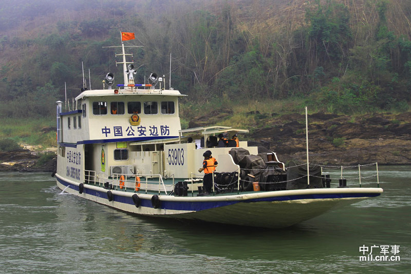 湄公河装甲巡逻艇图片