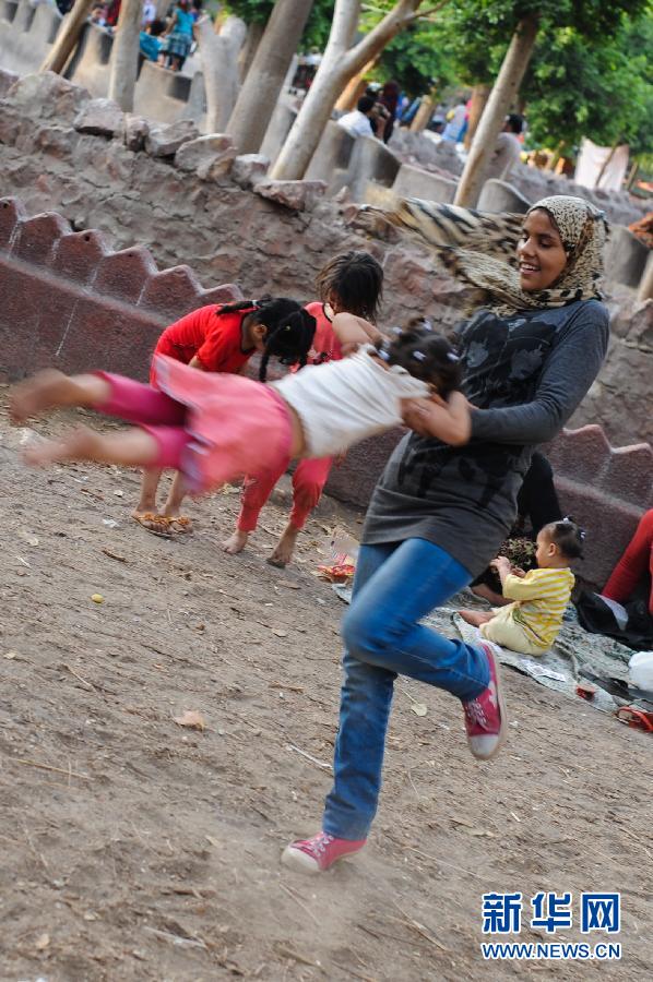 埃及欢度闻风节庆祝春天的到来组图