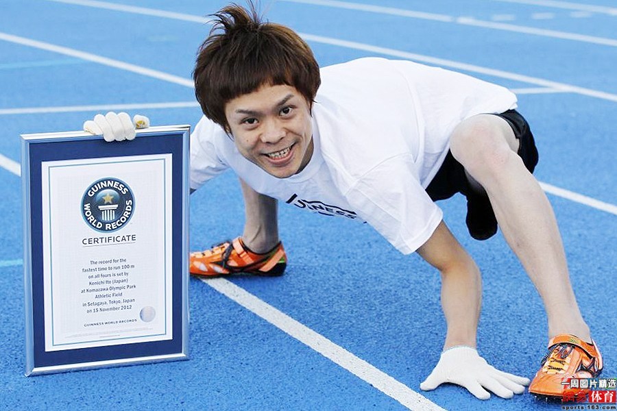 格鲁吉亚警官创吉尼斯俯卧撑世界纪录单臂65次