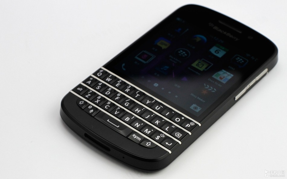 328ppi屏幕bb10系统黑莓q10真机图赏