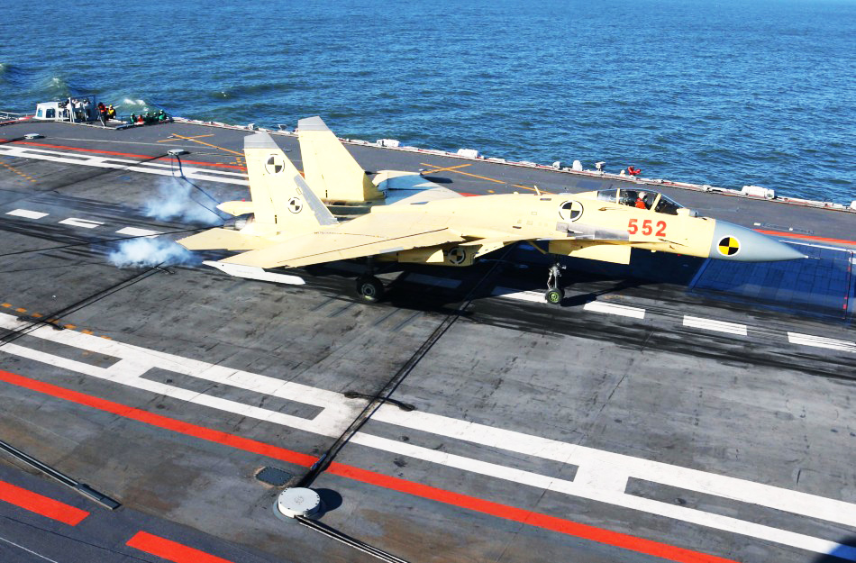 国产首种双座歼15s舰载战斗机将进行新试飞