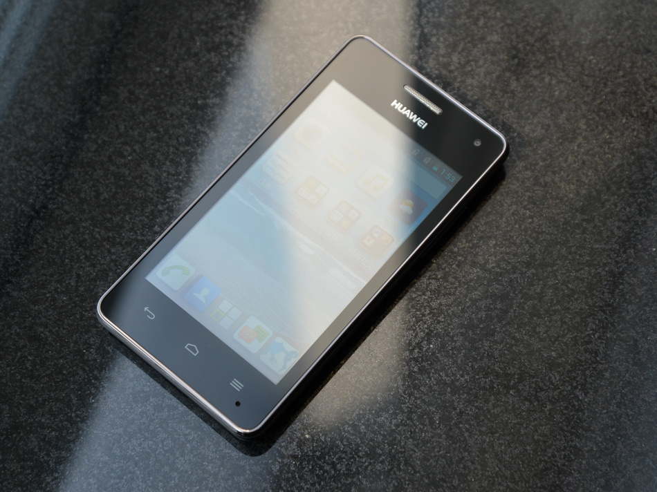 国内首款ip68级别三防手机华为g350图赏