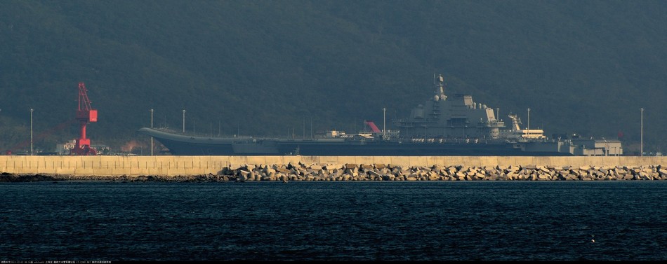 亚龙湾军港图片