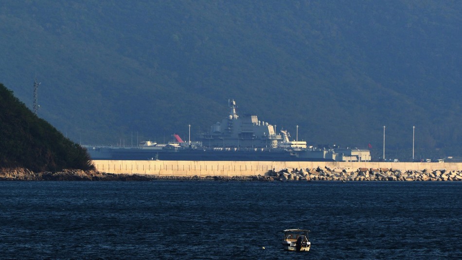 三亞新軍港停1艘航母綽綽有餘