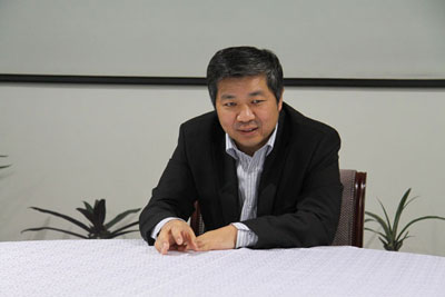 驻格鲁吉亚大使岳斌与在格汉语志愿者教师座谈