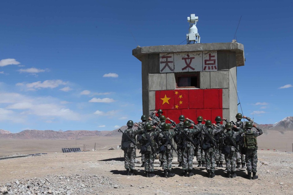 解放军海拔5千米哨所阵地曝光