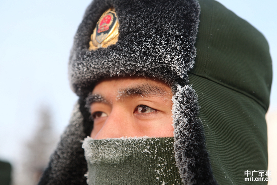 武警冬季帽子图片图片