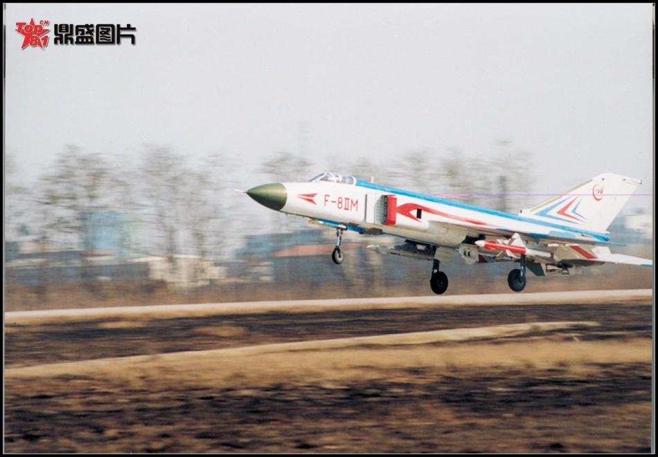 这架歼-8改进型战斗机不多见