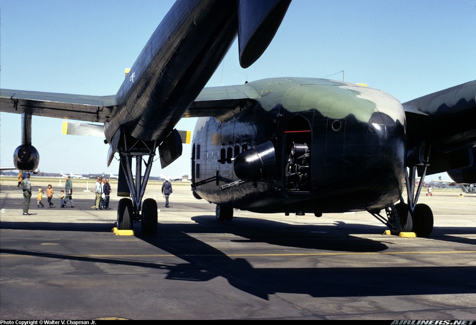 美军宣布将鱼鹰打造成空中炮艇