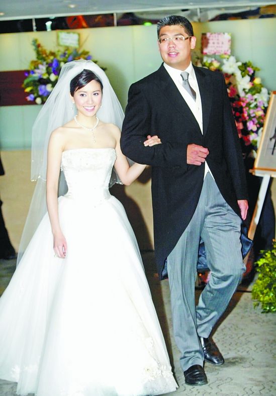 揭连胜文与太太蔡依珊的曲折情史