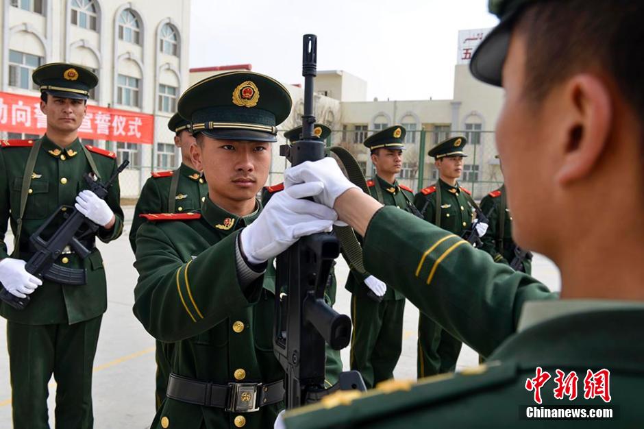 新疆武警机动部队图片