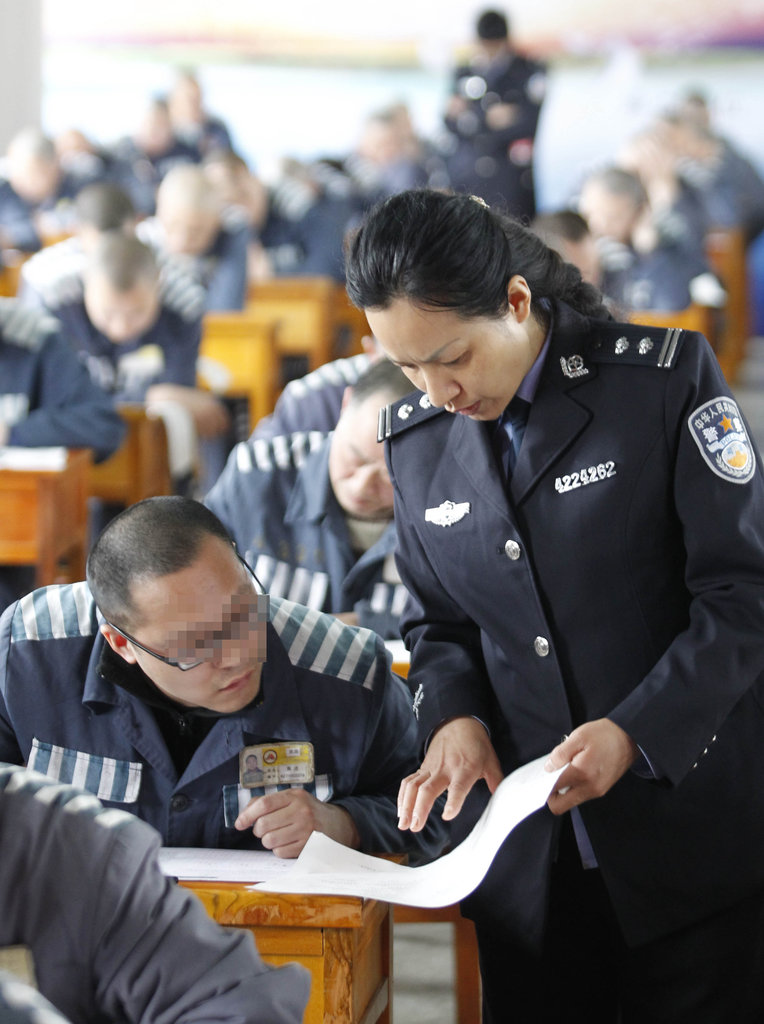 湖北武昌监狱千名服刑人员参加高等教育自学考试