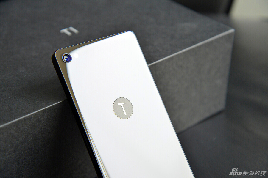 售价3000元起锤子t1手机开箱图赏