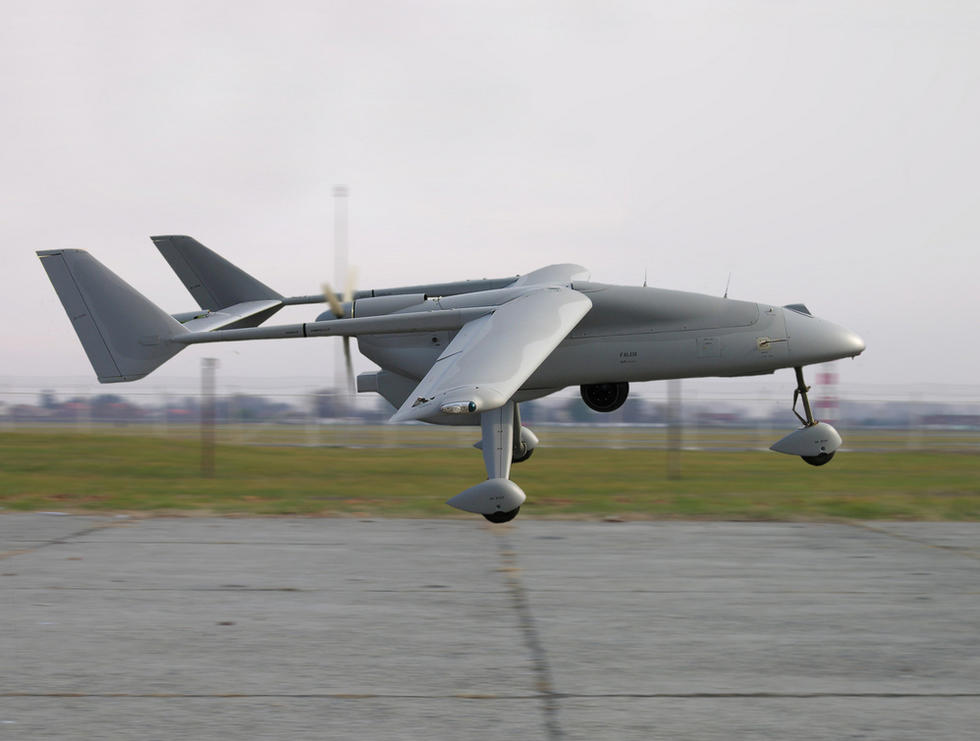 巴铁"山寨"我彩虹3无人机?