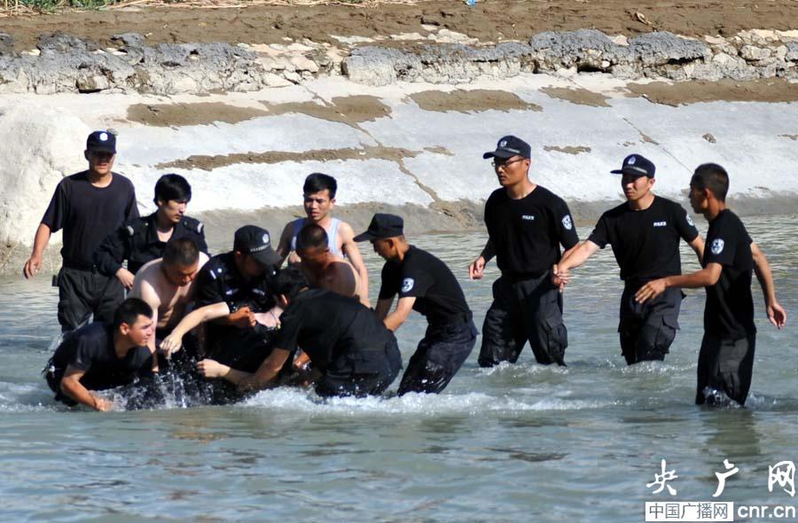 新疆庫爾勒漢族男女落水 維族協警救人犧牲