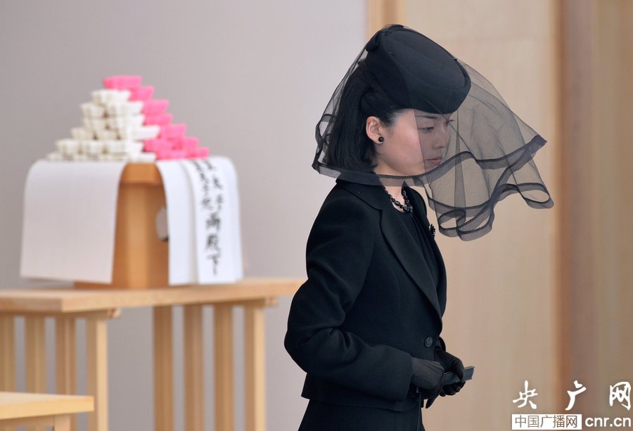 日本桂宫亲王葬礼举行皇太子夫妇出席