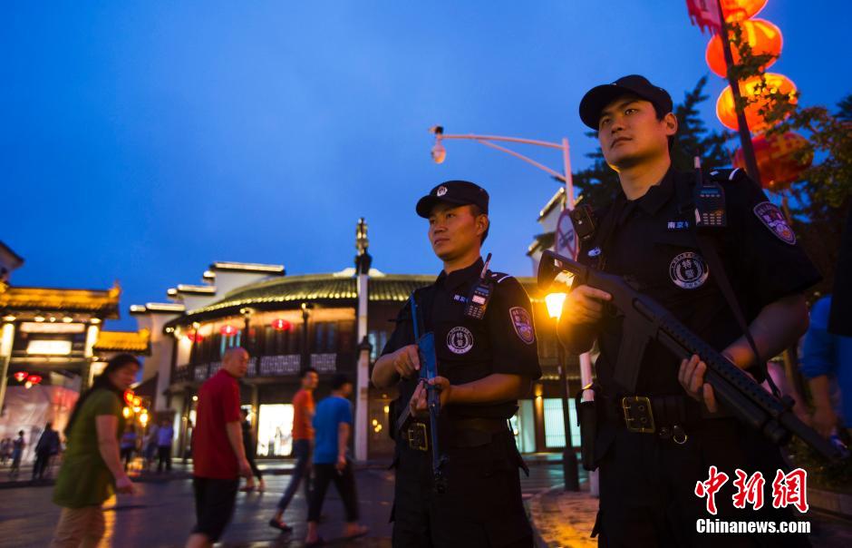 江苏组建ptu机动部队装备炫酷