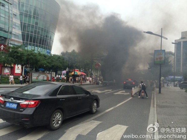 杭州公交车纵火案告破 嫌疑人身份确定(图)