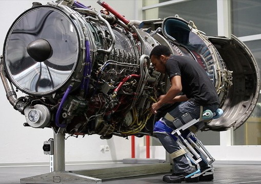 随时随地坐下休息chairlesschair隐形椅