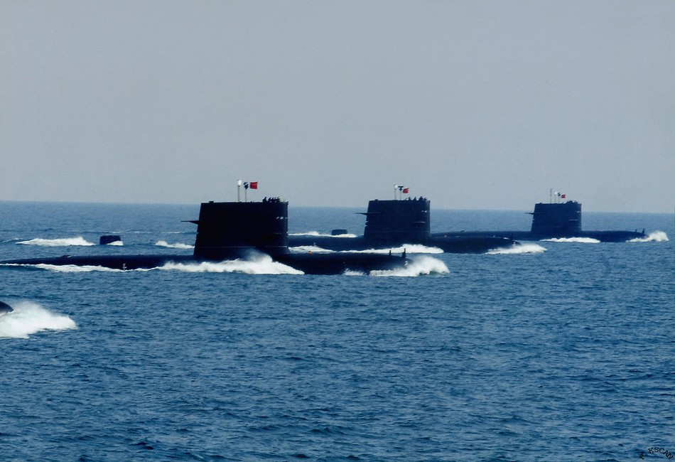中国海军宋级潜艇现身斯里兰卡