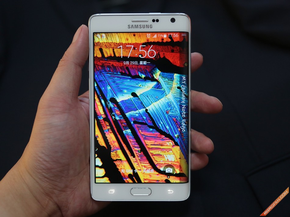 旁见侧出三星galaxynoteedge图赏