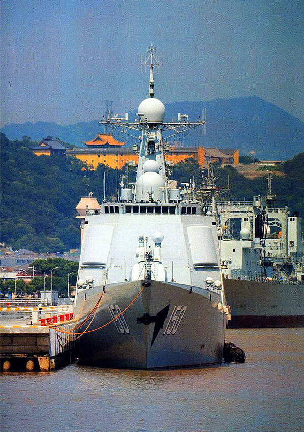 中国海军6艘052c舰正面照