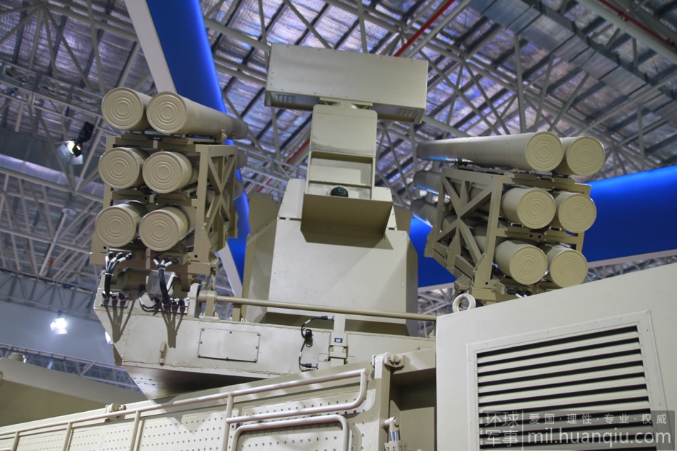 天龙12防空导弹亮相珠海航展