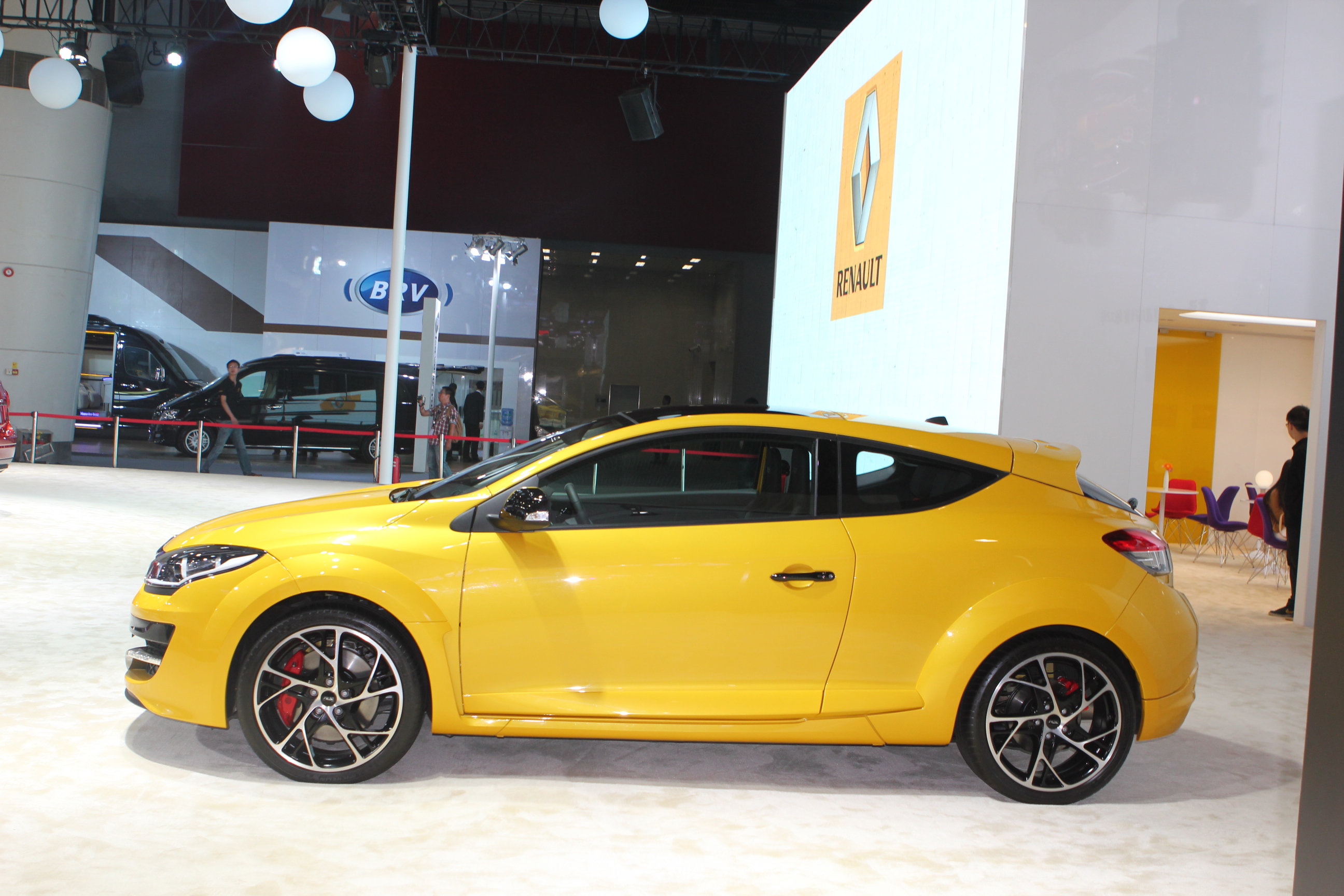 纽贝最快前驱车 雷诺梅甘娜rs惊艳广州车展