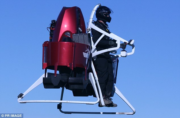 个人飞行背包2016年上市:千米高度可飞30分钟