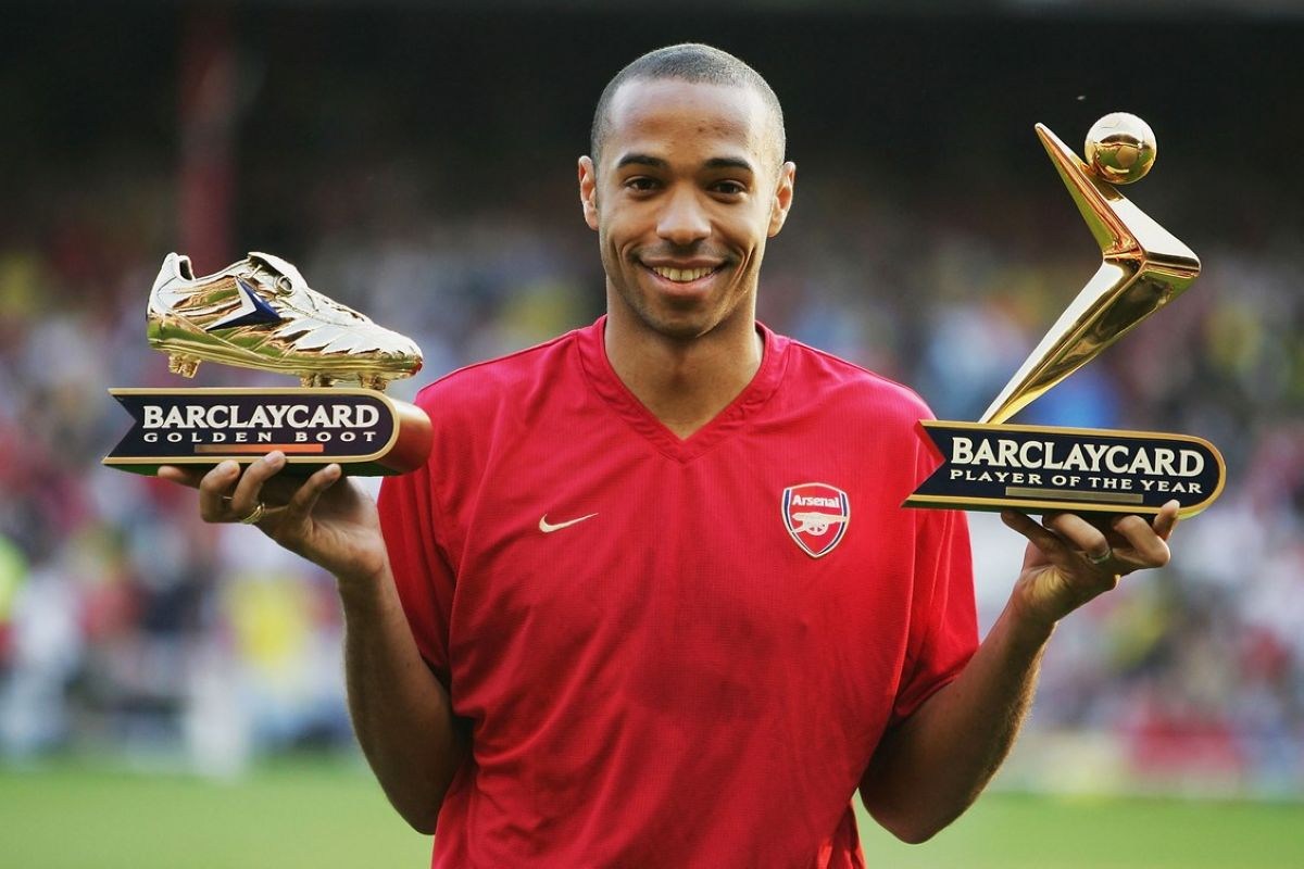 亨利退役枪王之王结束20年生涯深情告别