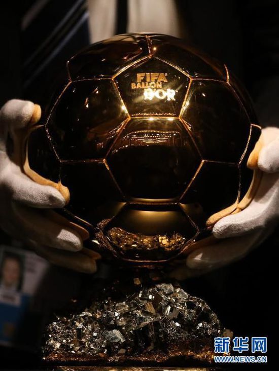 2014年度金球奖,最佳教练奖,代表最佳进球的普斯卡什奖和公平竞赛奖等