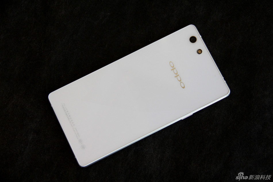 钻石纹理镜面背部oppor1c开箱图赏