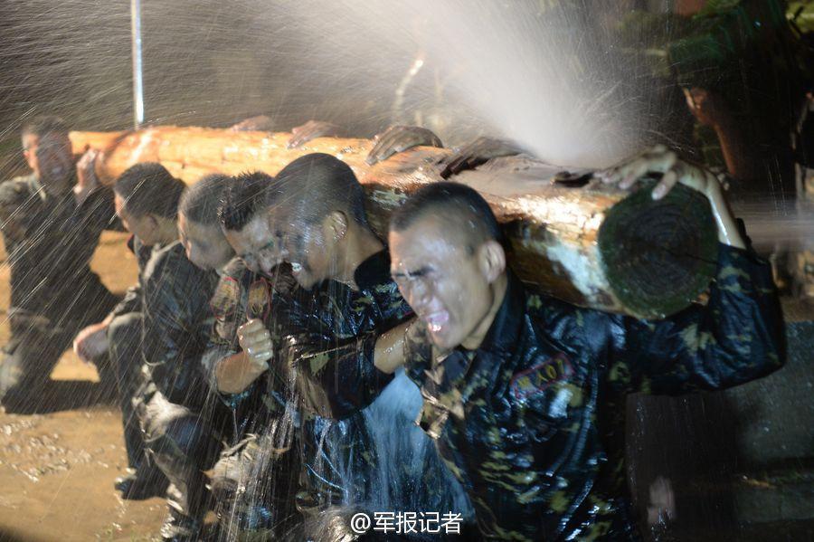 雷神突击队赴南美猎人学校训练