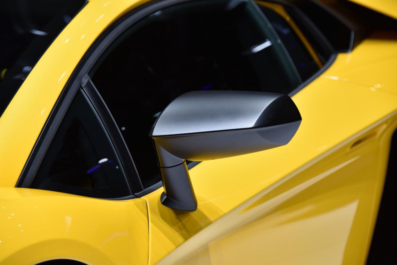 兰博基尼aventador sv后视镜 51/53 隐藏描述