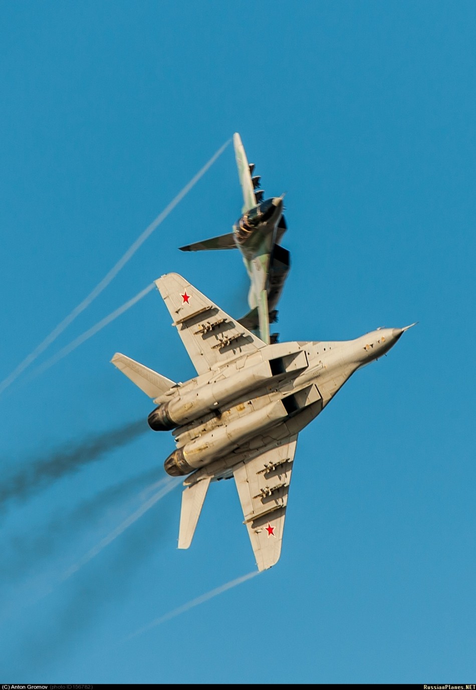 图22m3空射诱饵弹场景壮观