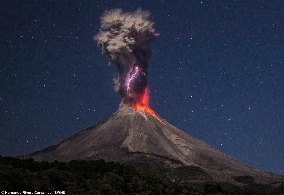 墨西哥火山噴發