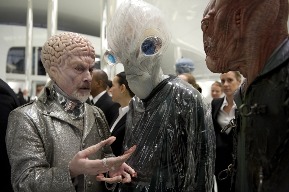 外星人体型有多大宇宙学家称如北极熊一样庞大