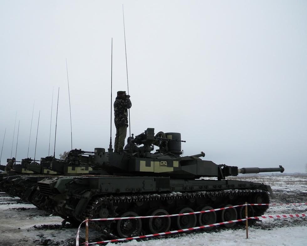 乌克兰为泰国造好第二批t-84"堡垒"主战坦克.