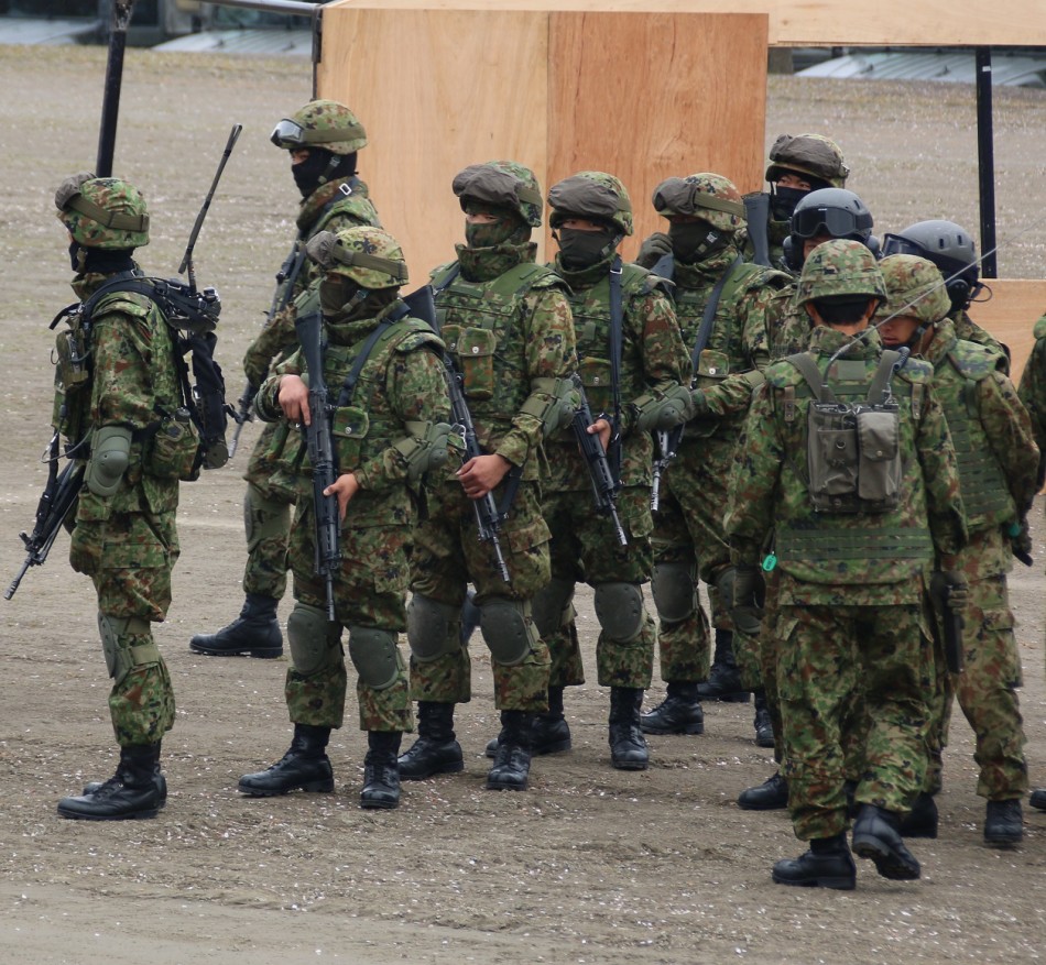 日本自卫队新式军服图片
