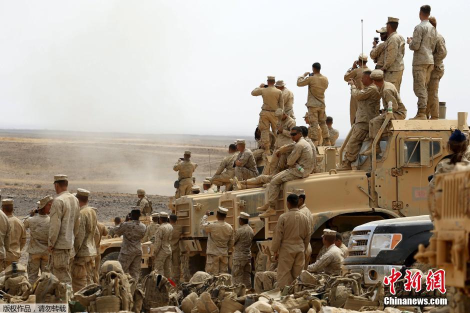 18国上万民士兵在约旦联合军演