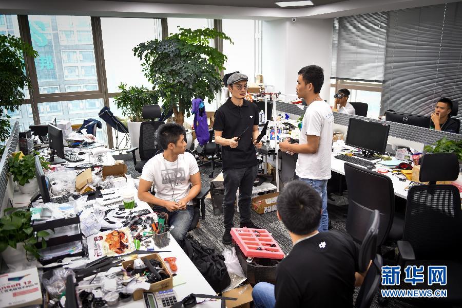 世界民用无人机领军者汪滔